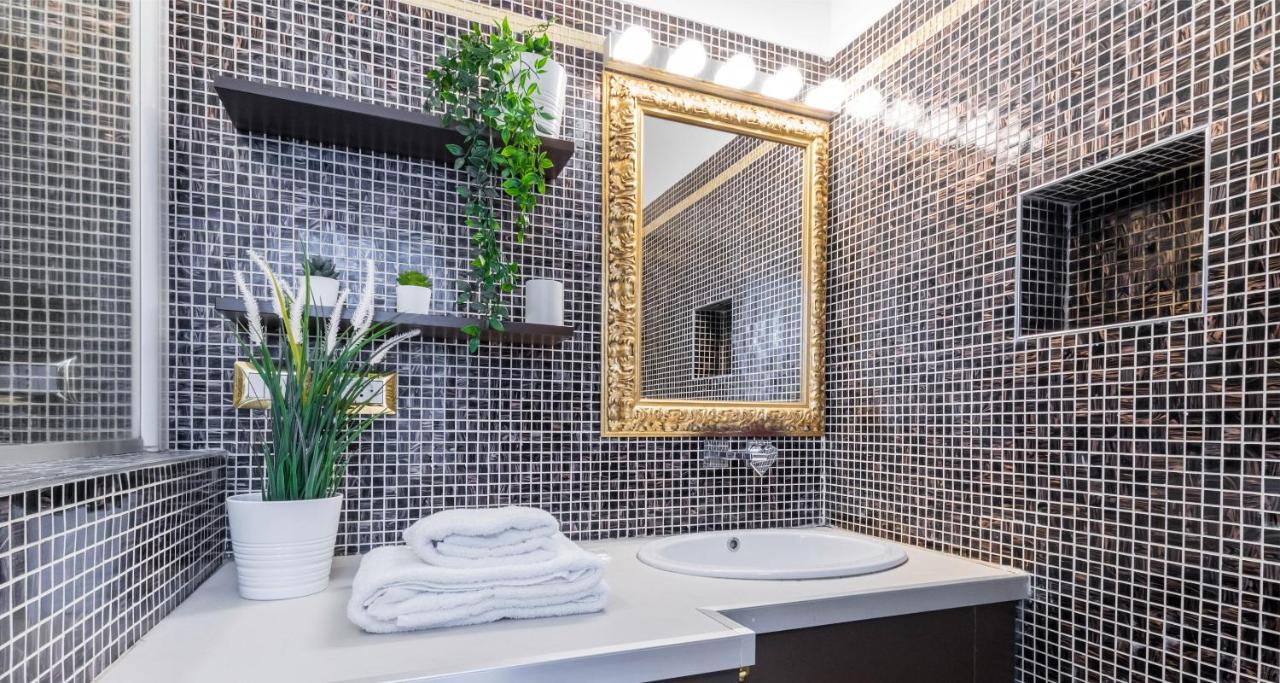 Appartement Joivy Vibrant Flat For 4 Near Parks, In Navigli à Milan Extérieur photo